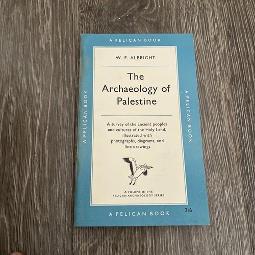 Pelican book the archaeology - pelican,