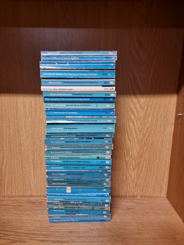 Vintage pelican books bundle - books,
