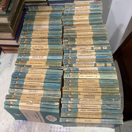Pelican history collection - ,