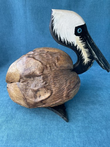 Cocoa nut sculpture - nut, pelican