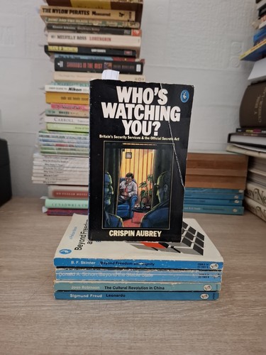 Vintage pelican books bundle - pelican,