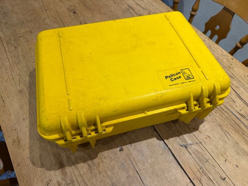 Pelican case yellow 47x35x16